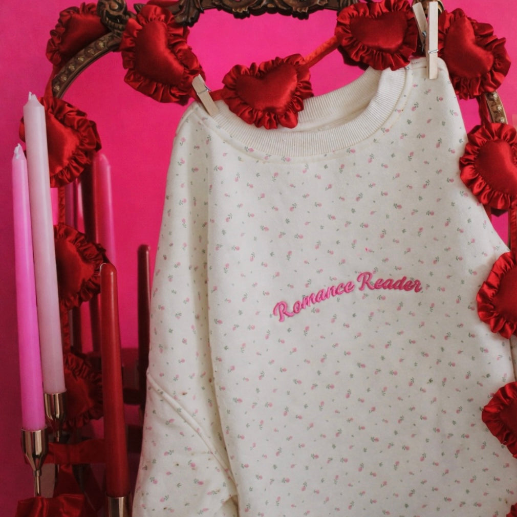 EMBROIDERED ROMANCE READER FLORAL CREWNECK