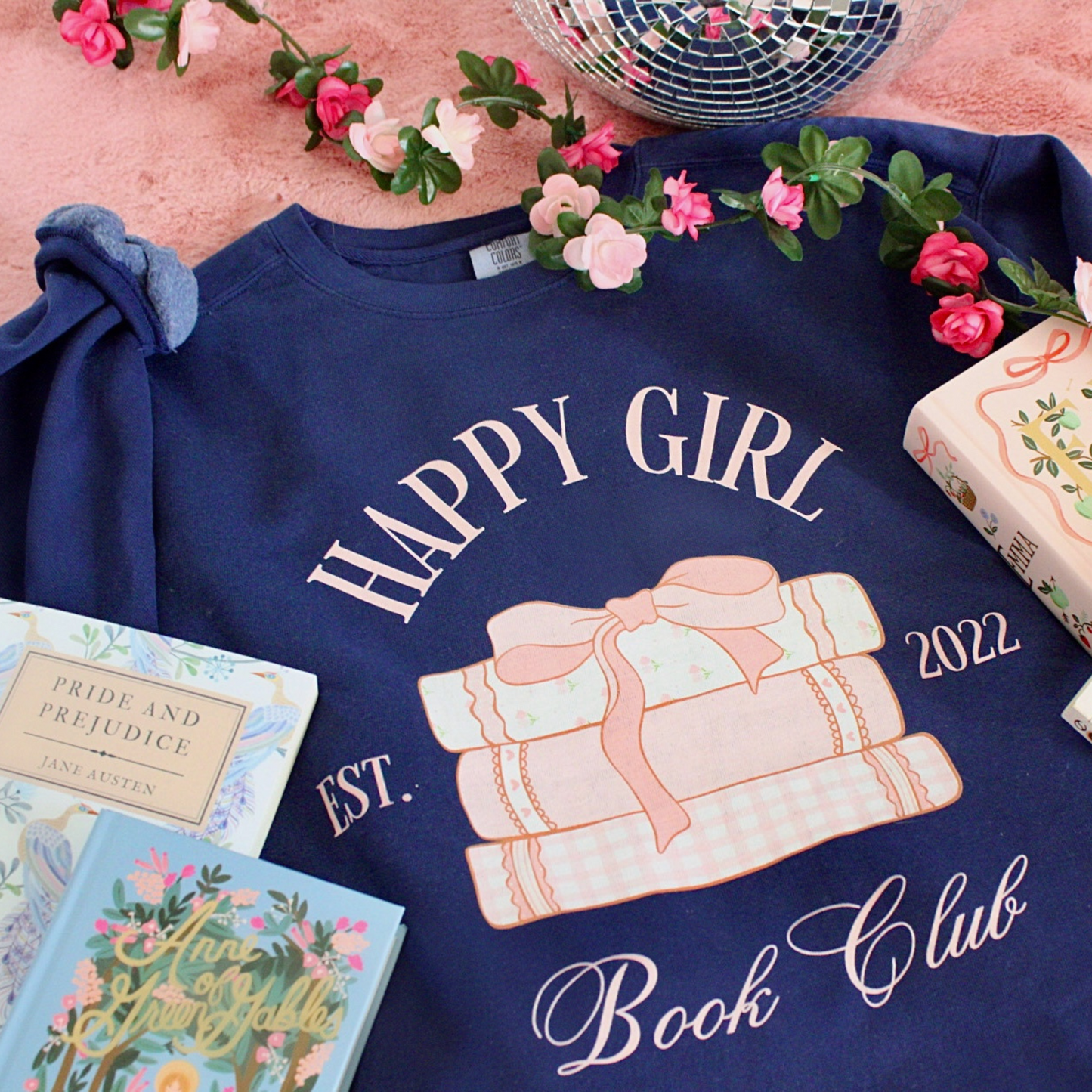 HAPPY GIRL BOOK CLUB BOW CREWNECK
