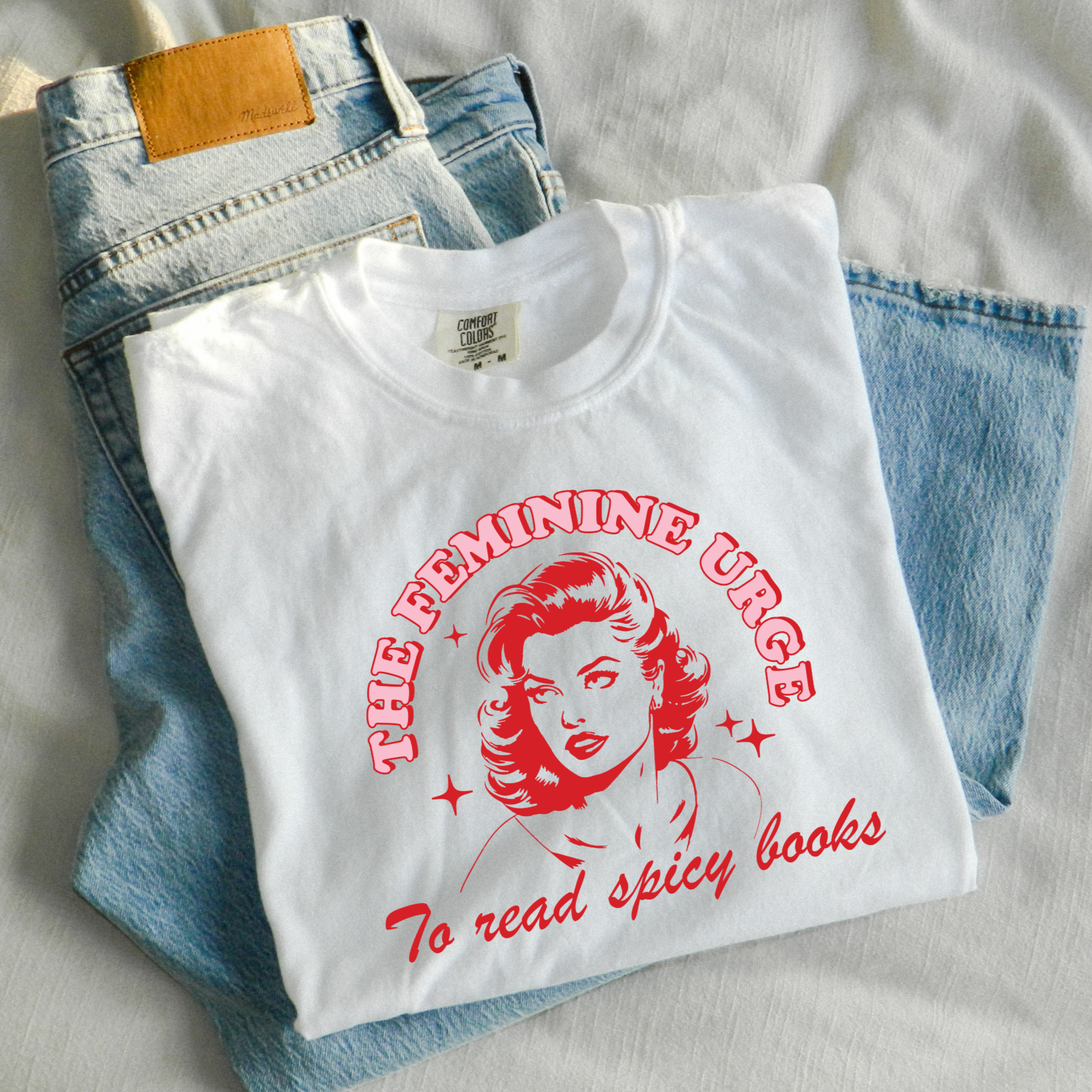 THE FEMININE URGE TO READ SPICY BOOKS COMFORT COLOR TEE – Magic