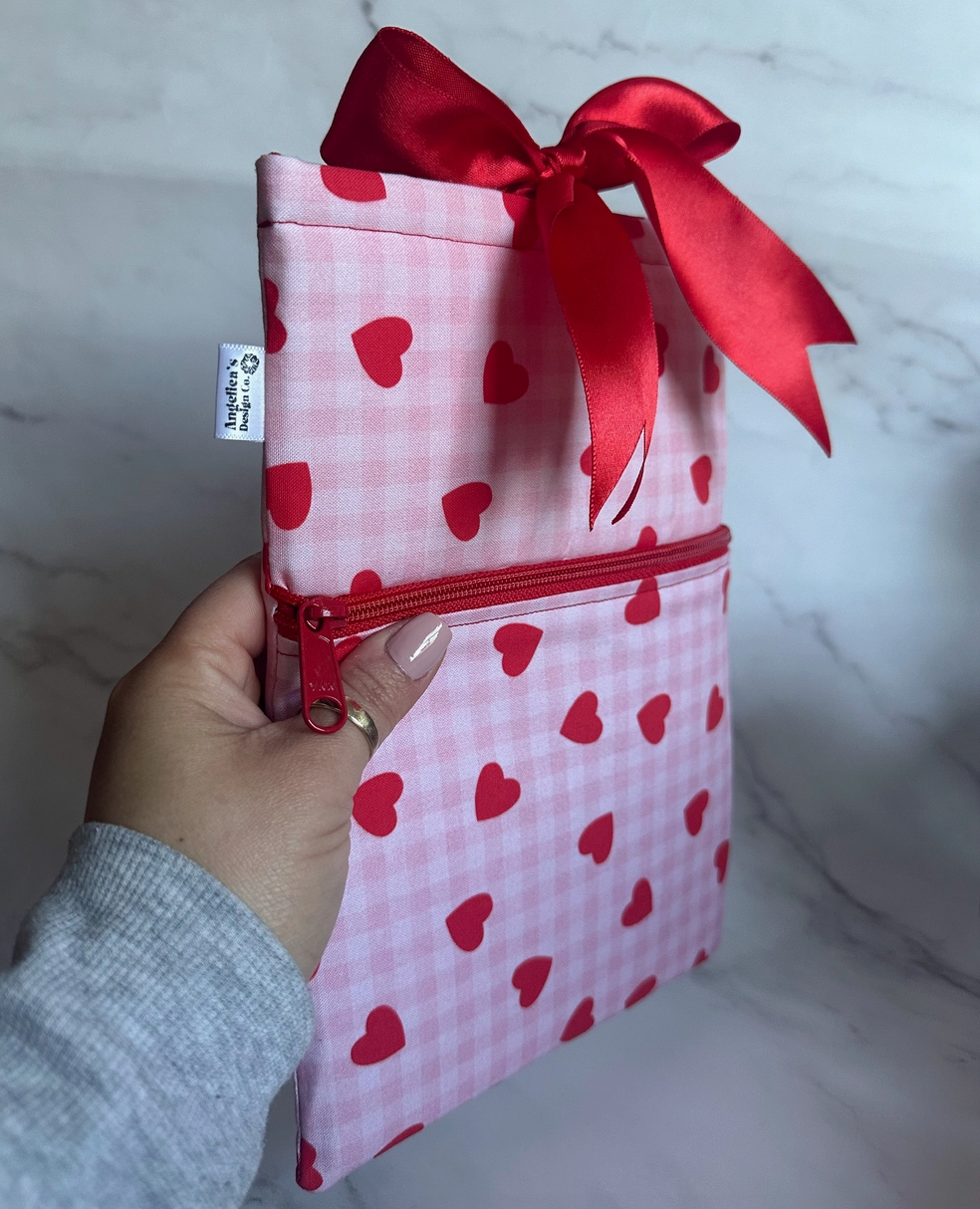 SWEETHEART BOOK SLEEVE