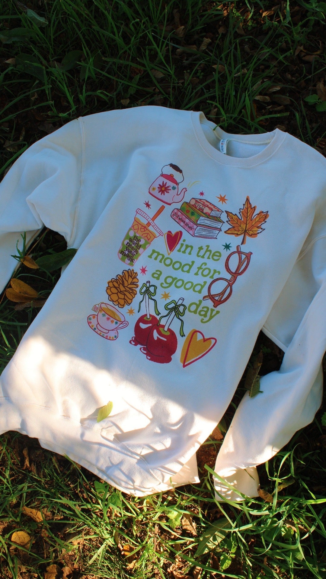 IN THE MOOD FOR A GOOD DAY CREWNECK