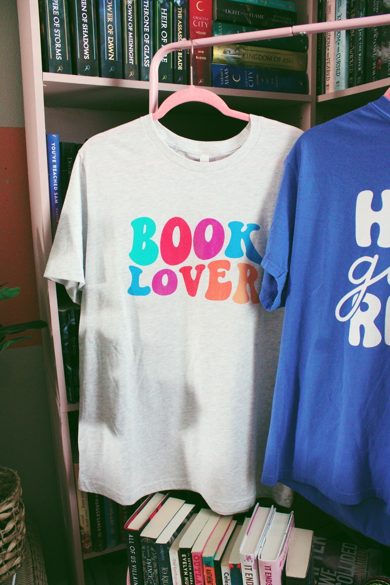 BOOK LOVER ASH TEE