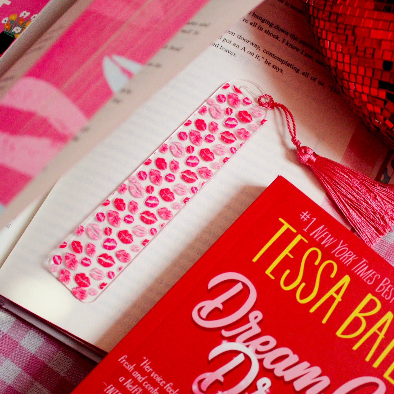 ARYLIC "LIPSTICK STAINS" BOOKMARK