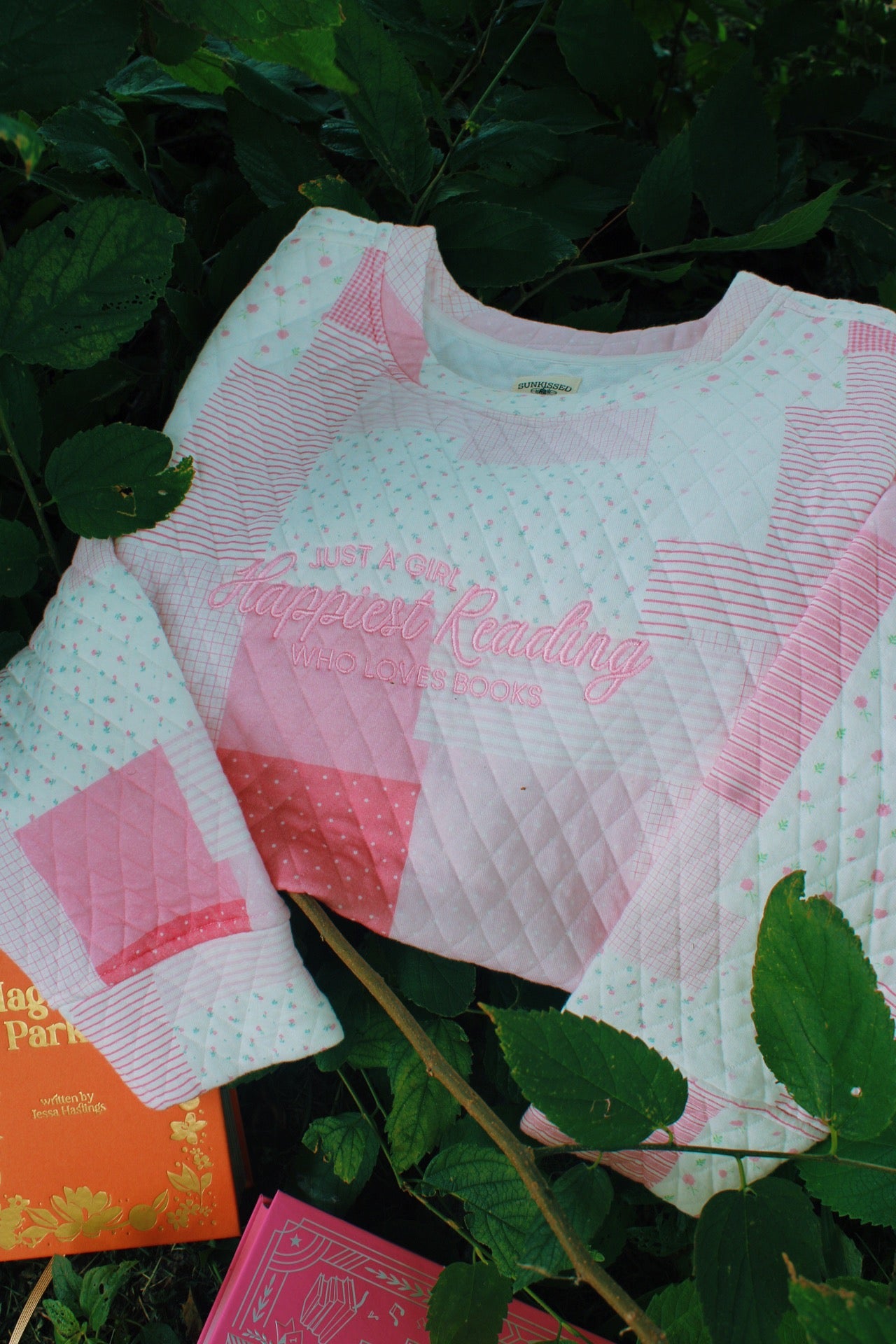 HAPPIEST READING PINK PATCH WORK EMBROIDERED MOCK NECK