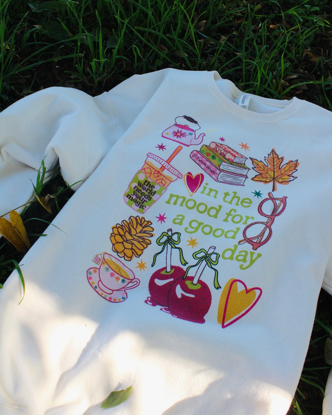 IN THE MOOD FOR A GOOD DAY CREWNECK