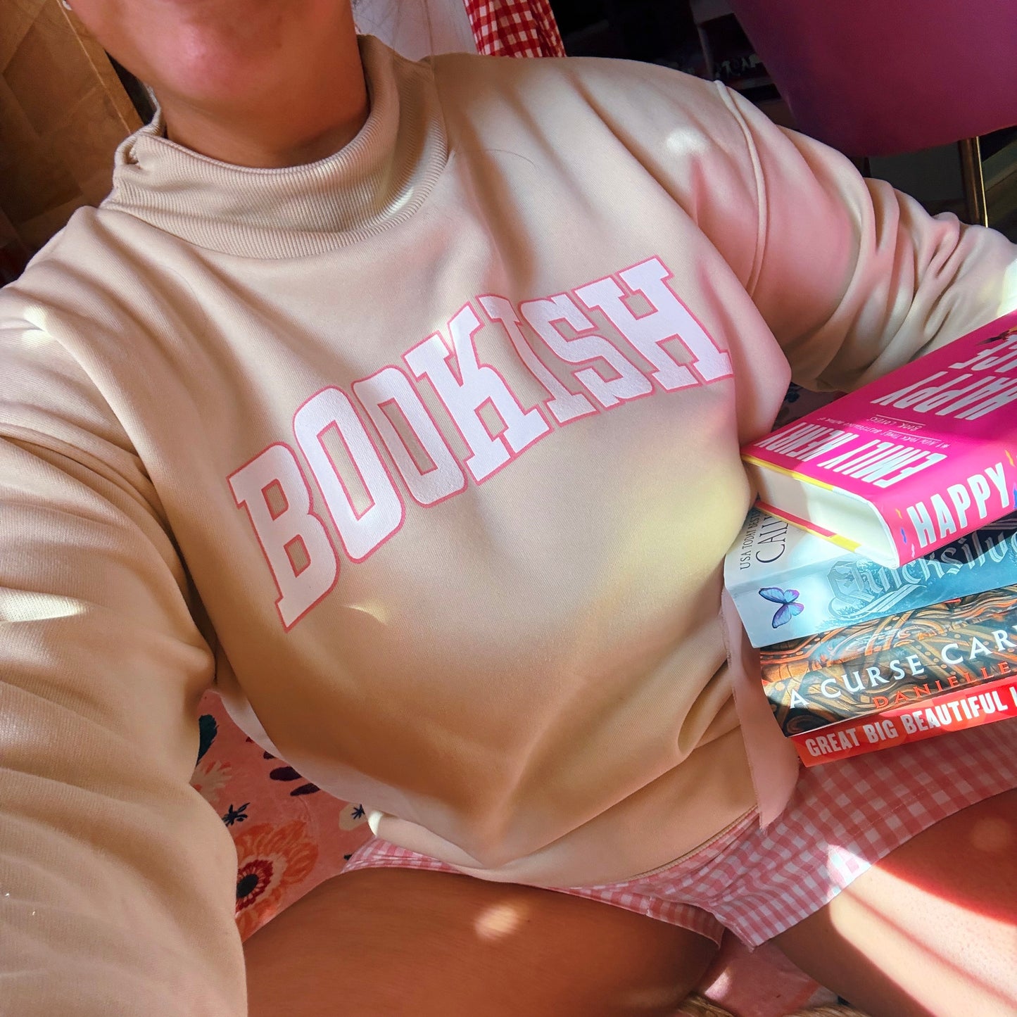 BOOKISH MOCK NECK