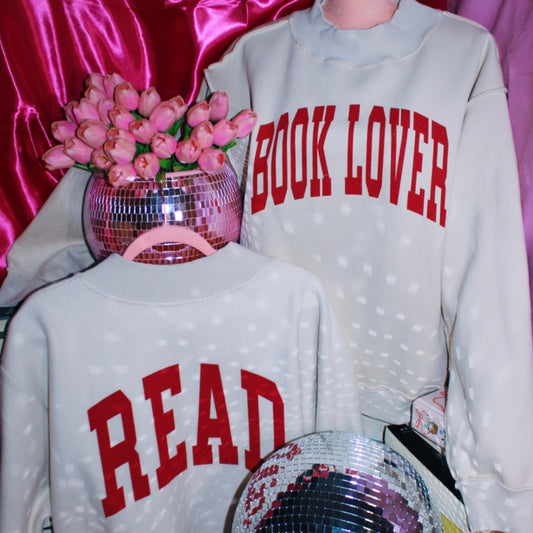 REVERSIBLE READ/BOOK LOVER MOCK NECK