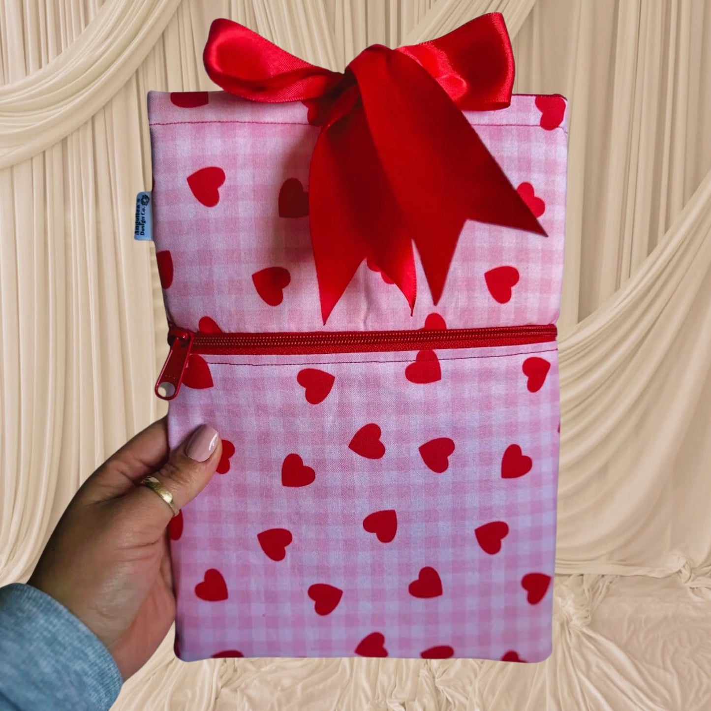 SWEETHEART BOOK SLEEVE