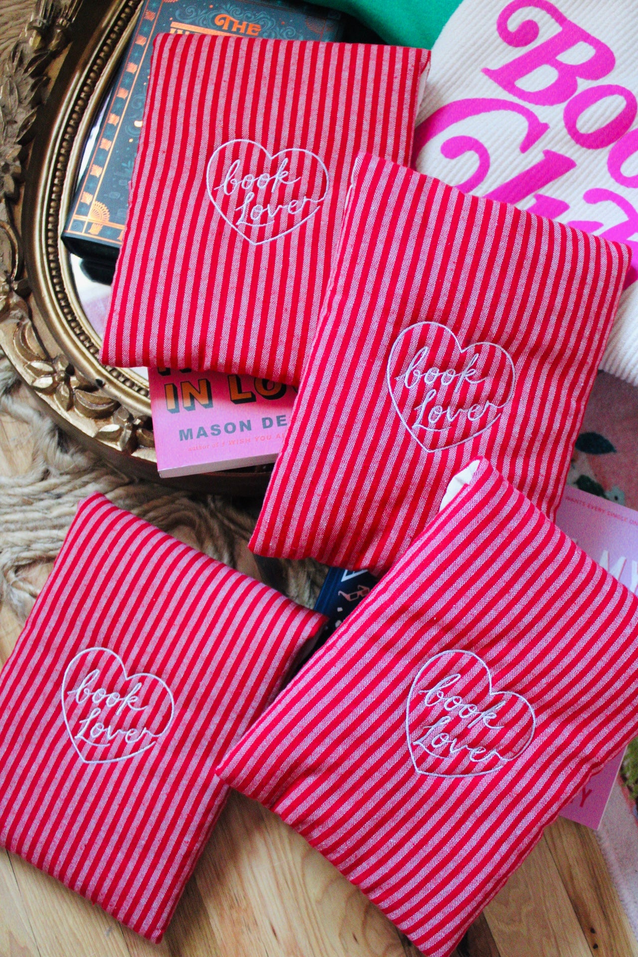 BOOK LOVER EMBROIDERED E-READER SLEEVE