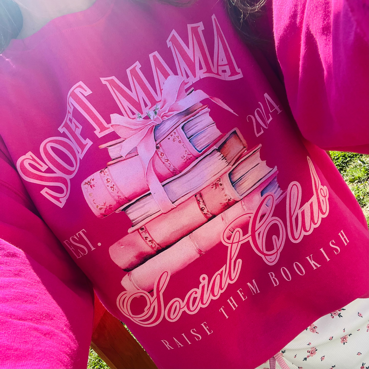 SOFT MAMA SOCIAL CLUB CREWNECK