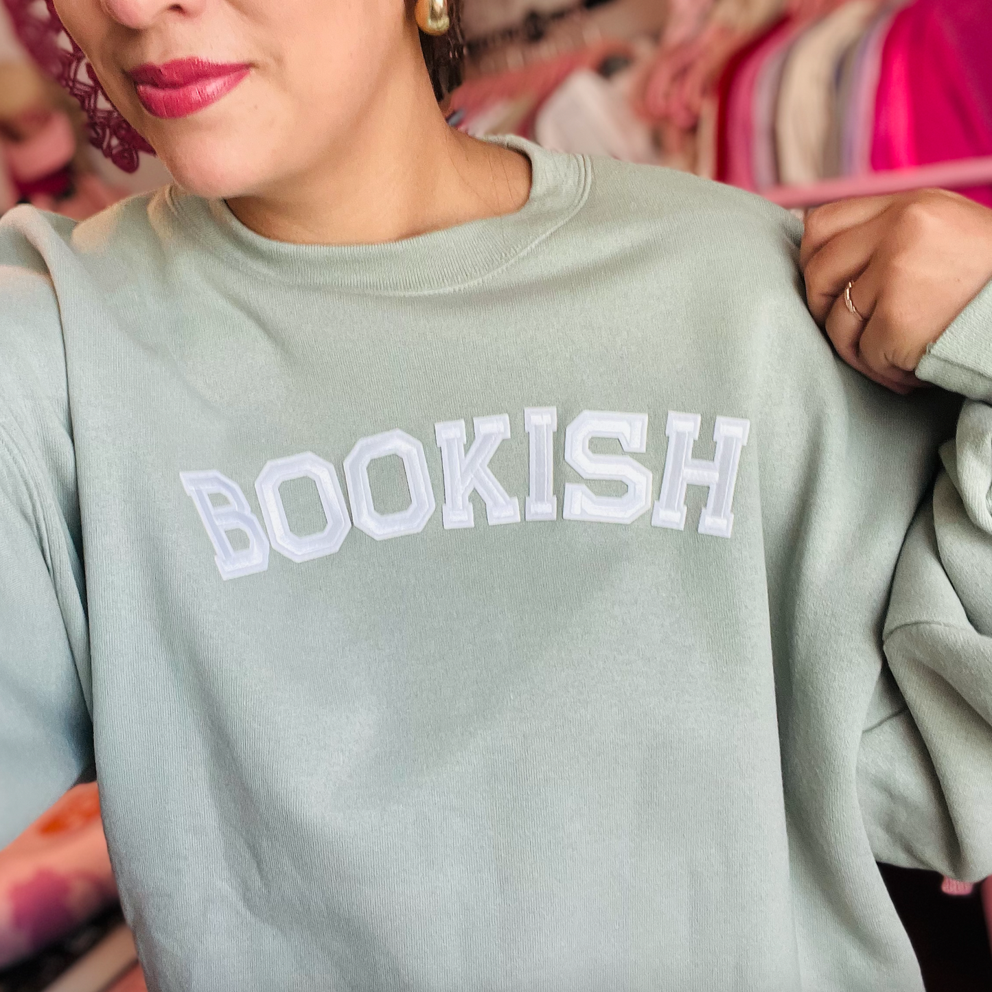 SAGE BOOKISH CREWNECK