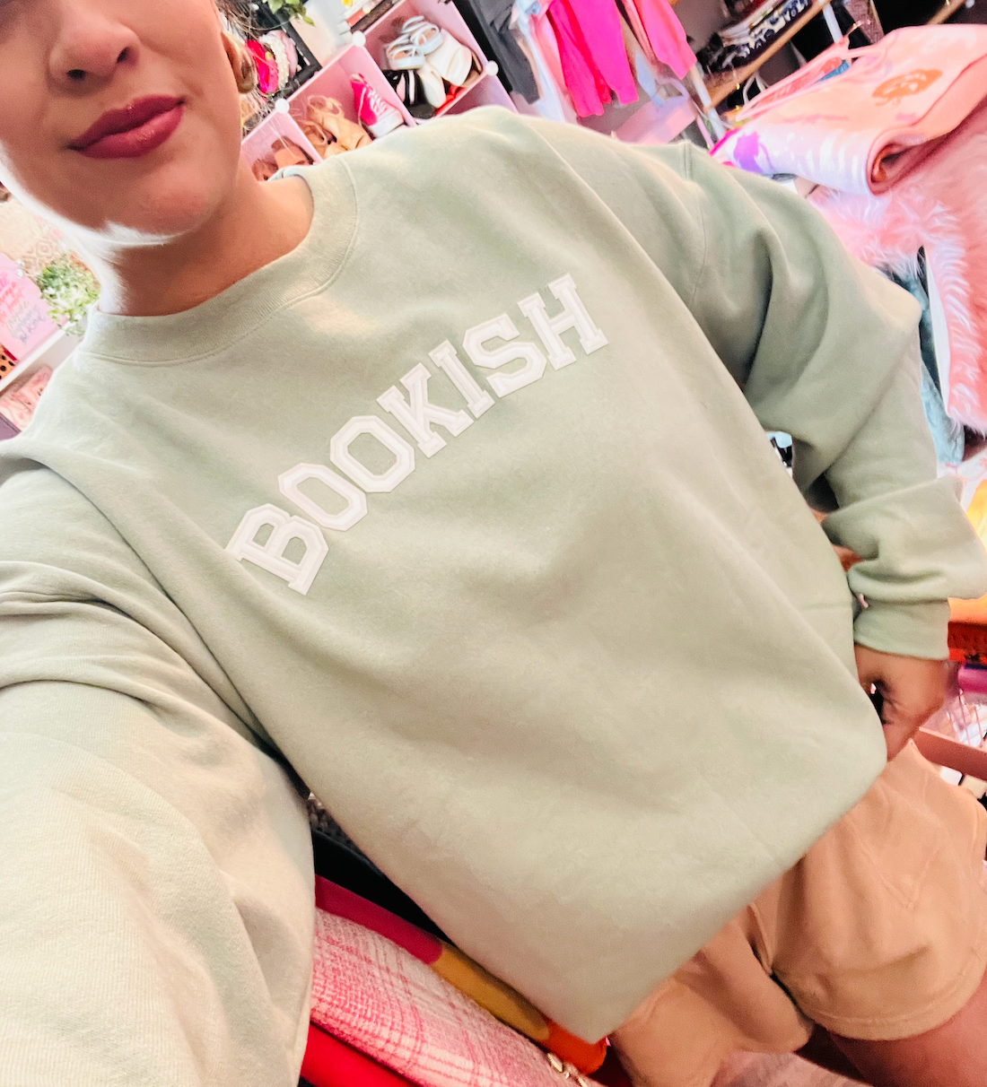 SAGE BOOKISH CREWNECK