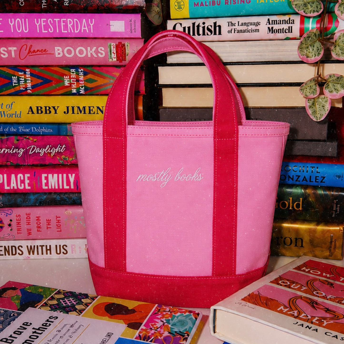 MOSTLY BOOKS MINI BOAT TOTE