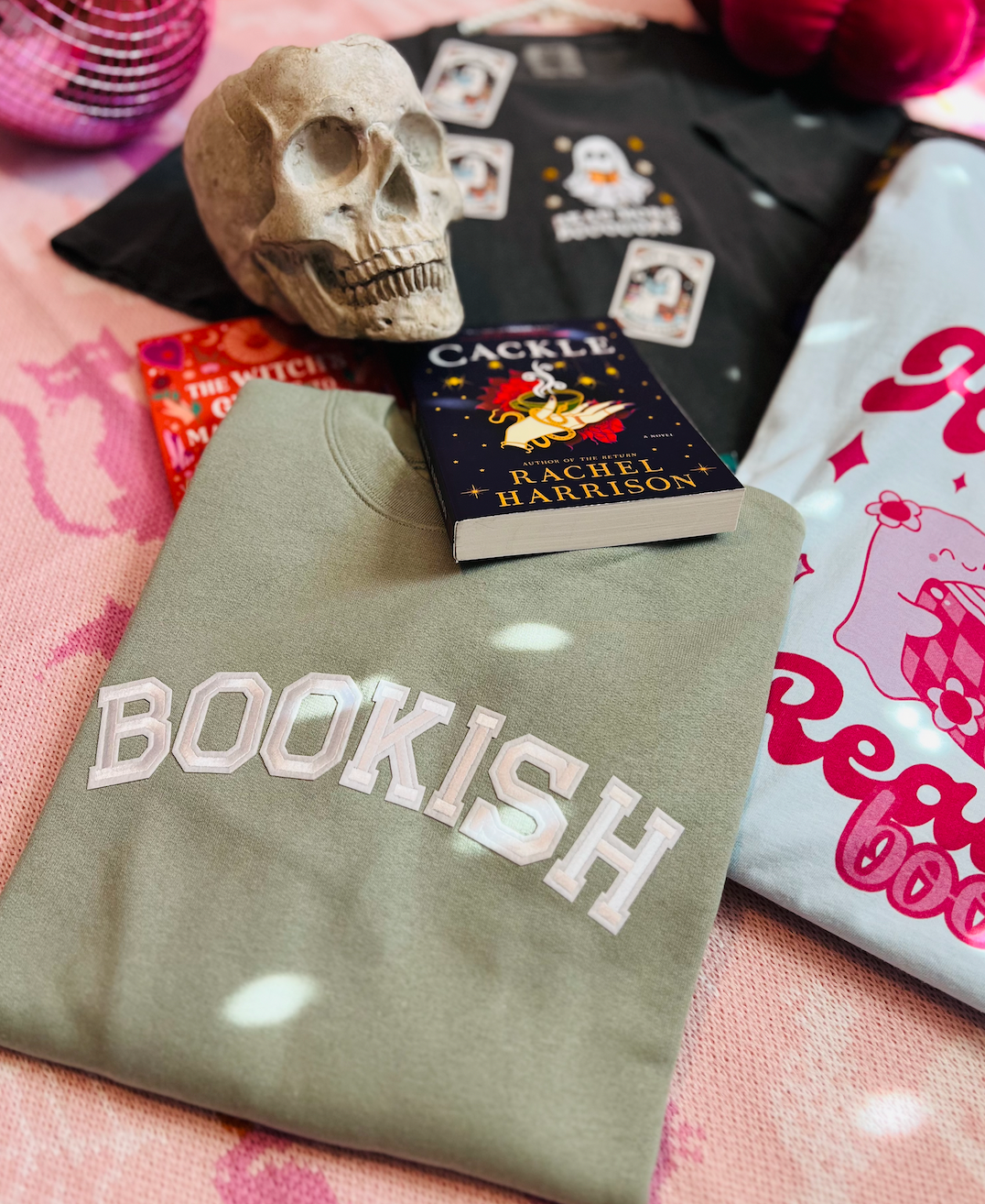 SAGE BOOKISH CREWNECK