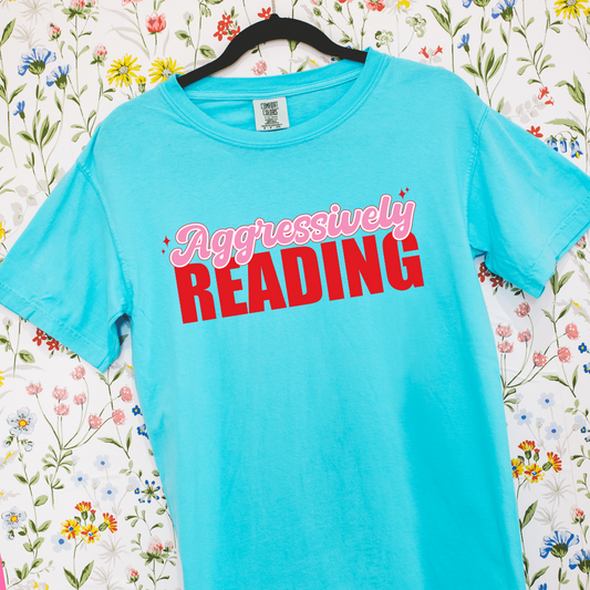 AGGRESSIVELY READING COMFORT COLOR T-SHIRT