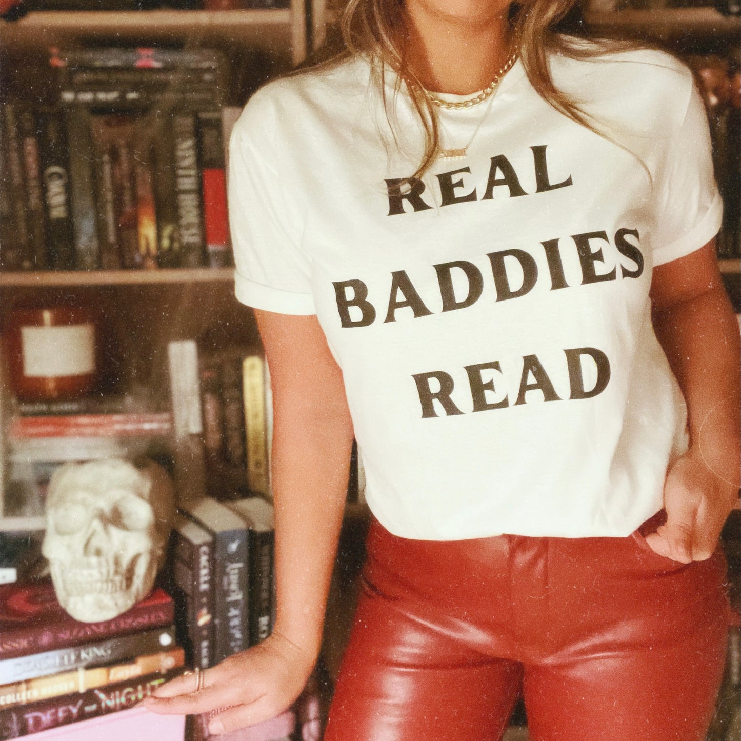 REAL BADDIES READ TEE